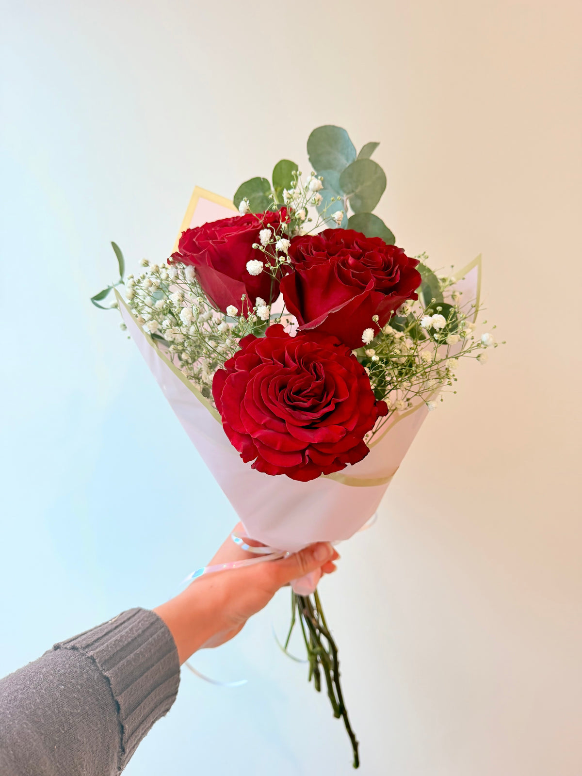 Romantic red roses (35$ to 125$)